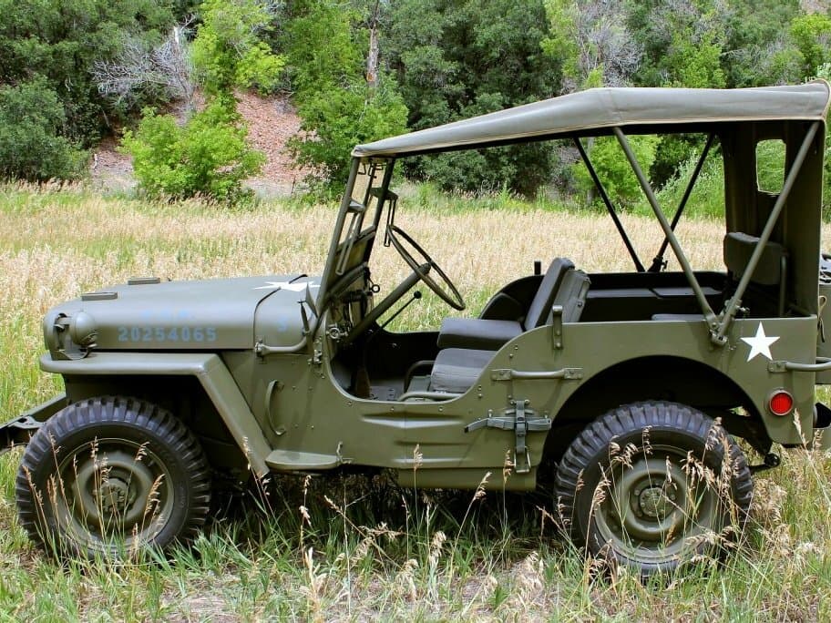 Willys MB 1941 – 1945 — Yandan