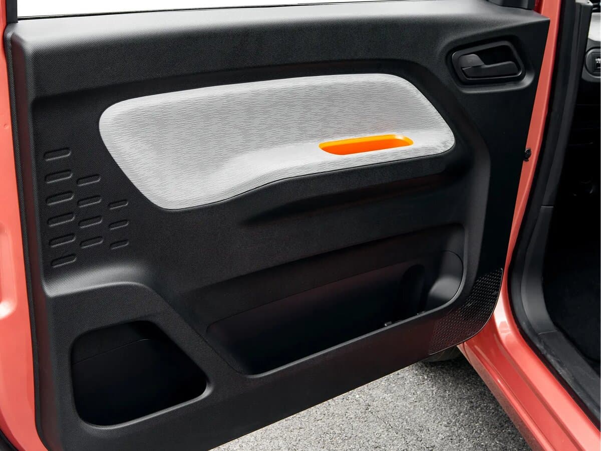 Wuling Mini EV I — Qapı