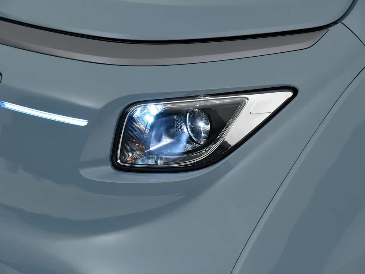 Wuling Nano EV 2021 – 2025 — Fara
