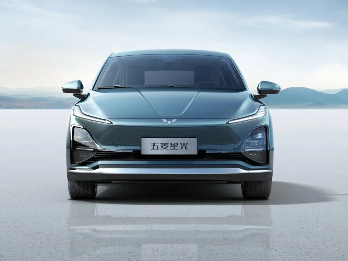 Wuling Starlight 2023 – indiyədək — Öndən