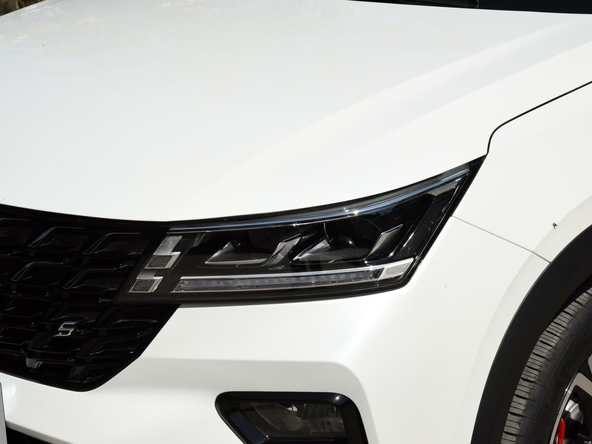Wuling Xingchi 2022 – indiyədək — Fara