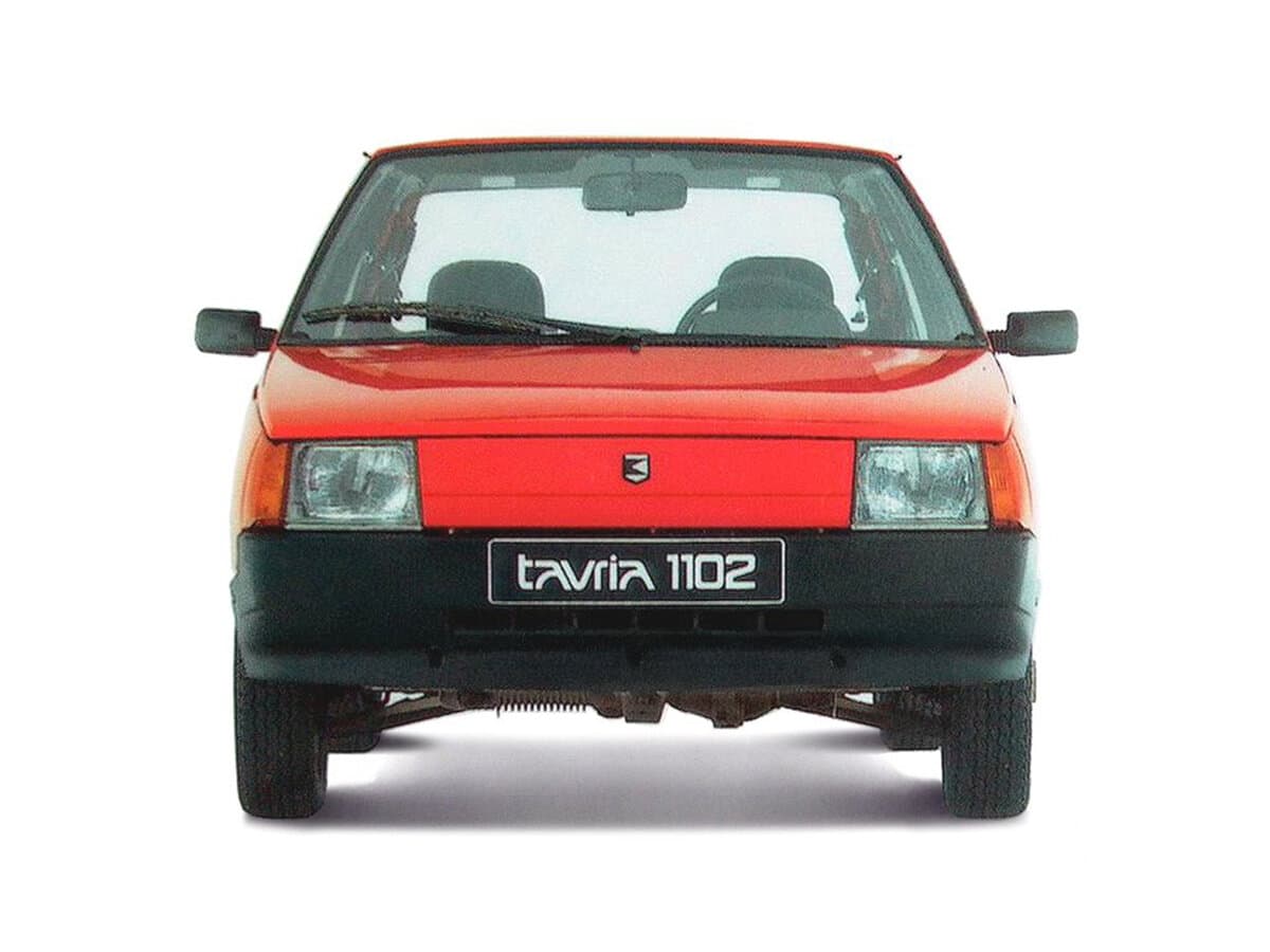 Zaz 1102 «Tavriya» 1988 – 2009 — öndən görünüş